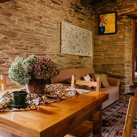 Casas De Outeiro-3